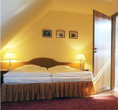 Hotel Bielany Bielany Wrocławskie Dış mekan fotoğraf