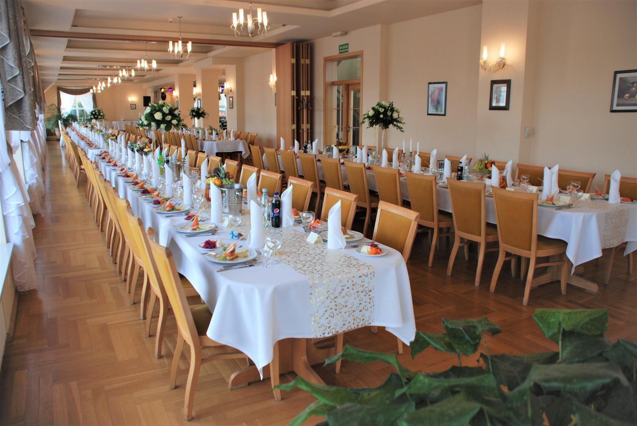 Hotel Bielany Bielany Wrocławskie Dış mekan fotoğraf