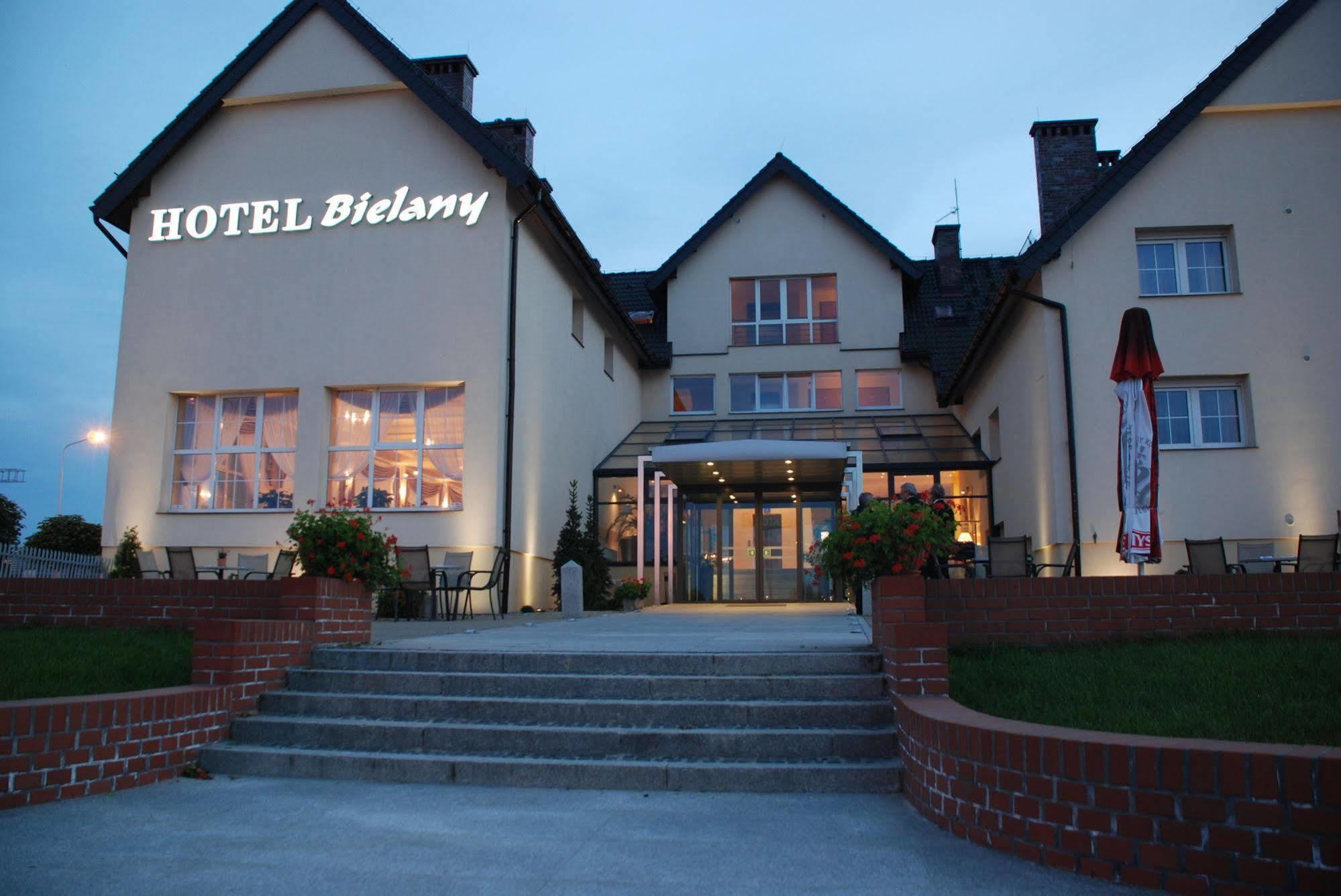 Hotel Bielany Bielany Wrocławskie Dış mekan fotoğraf